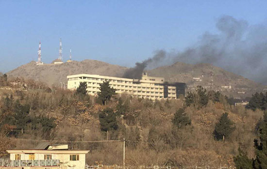 Phiến quân Taliban nhận trách nhiệm thực hiện vụ tấn công khách sạn ở Afghanistan - Ảnh 1