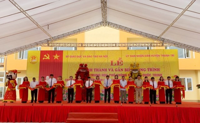 Gắn biển công trình trường THPT Nguyễn Quốc Trinh - Ảnh 3