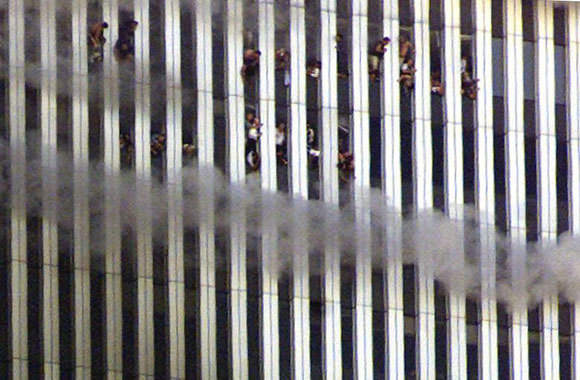 Những ký ức ám ảnh 18 năm sau vụ khủng bố tồi tệ nhất lịch sử - Ảnh 3