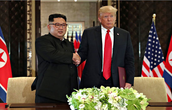 Tổng thống Trump nói gì trước cuộc gặp thượng đỉnh với Chủ tịch Kim Jong Un? - Ảnh 1