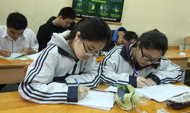 Kiểm tra khảo sát học sinh khối 12 tại Hà Nội: Cơ hội để rà soát kiến thức - Ảnh 1