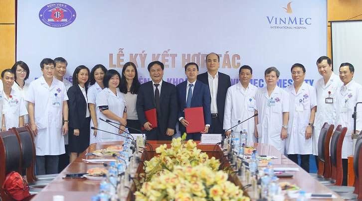 Bệnh viện K và Bệnh viện Vinmec hợp tác nghiên cứu, chuyển giao kỹ thuật điều trị ung thư - Ảnh 1