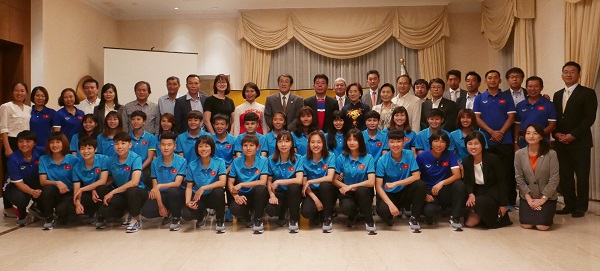 Thúc đẩy giao lưu bóng đá giữa Việt Nam và Nhật Bản - Ảnh 1