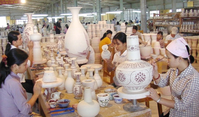 Hà Nội: 1.330 lao động nông thôn được đào tạo nghề thủ công mỹ nghệ - Ảnh 1