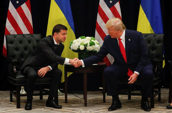 Tổng thống Zelensky tuyên bố ông Trump cam kết giúp Ukraine lấy lại Crimea - Ảnh 1