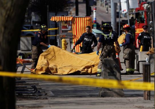 Hiện trường vụ tấn công lao xe làm 9 người thiệt mạng ở Canada - Ảnh 3