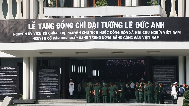Linh cữu nguyên Chủ tịch nước Lê Đức Anh được đưa vào TP Hồ Chí Minh - Ảnh 27