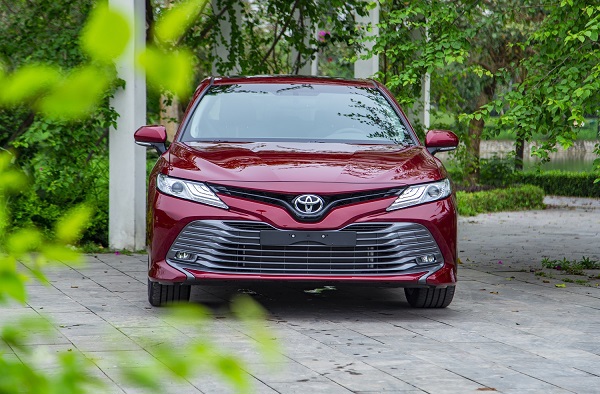 Toyota Camry 2019 chính thức có mặt tại Việt Nam - Ảnh 1