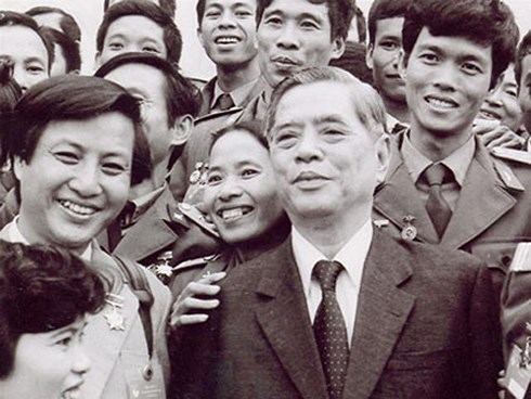 Tổng Bí thư Nguyễn Văn Linh - Tấm gương sáng ngời về đạo đức cách mạng - Ảnh 2
