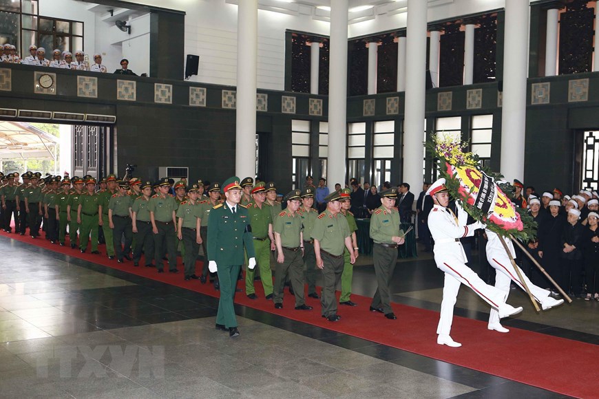 Hình ảnh các vị lãnh đạo viếng Trung tướng Đồng Sỹ Nguyên - Ảnh 14