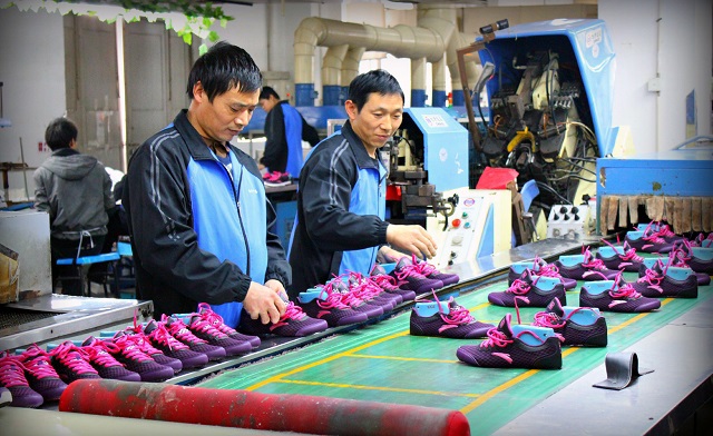 Da giày Việt Nam áp lực từ cuộc chiến thương mại Mỹ - Trung: Cơ hội song hành thách thức - Ảnh 1