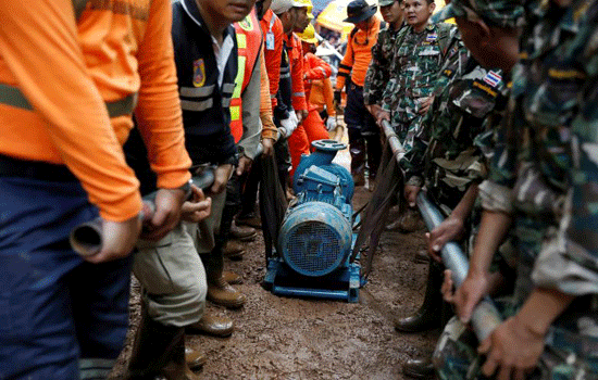 Toàn cảnh nỗ lực giải cứu đội bóng Thái Lan mắc kẹt đầy cam go - Ảnh 9