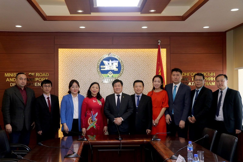 Tăng cường hợp tác giao thông vận tải giữa Việt Nam và Mông Cổ - Ảnh 2