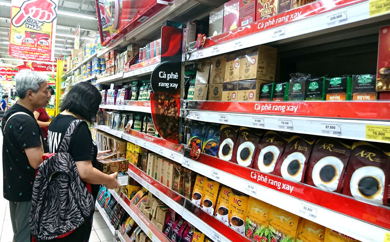 Hàng loạt sản phẩm hàng hóa Việt giảm giá “ăn” theo World Cup 2018 - Ảnh 10