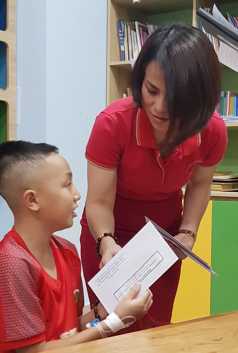 Trường mầm non Ánh Sao (quận Cầu Giấy, Hà Nội): Sẻ chia cùng trẻ nhỏ không may mắn - Ảnh 6
