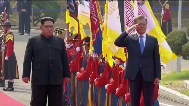 [Video] Khoảnh khắc lịch sử: Ông Kim Jong-un bước qua biên giới DMZ đến Hàn Quốc - Ảnh 5
