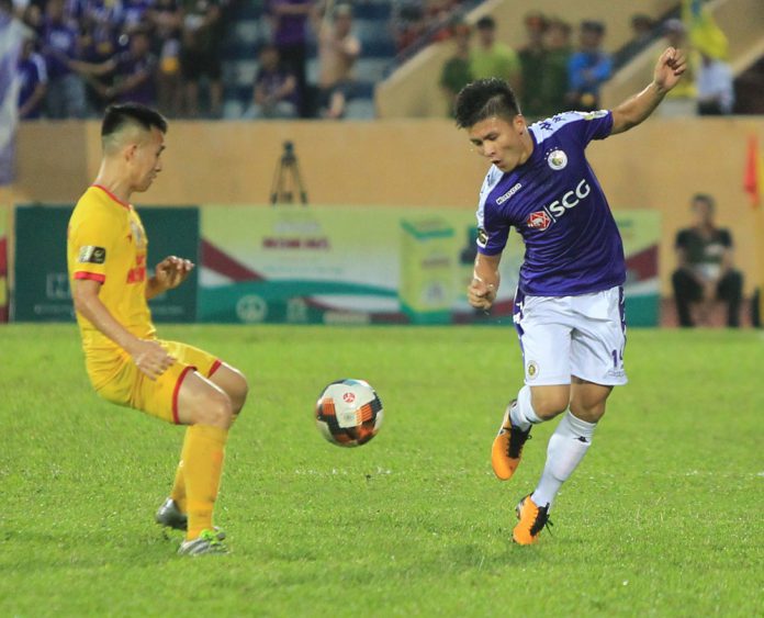 Vòng 11 V-League 2019: Hà Nội FC "ngã ngựa", TP Hồ Chí Minh bay cao trên bảng xếp hạng - Ảnh 1