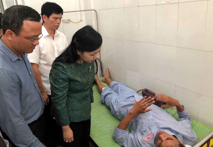 Điều trị miễn phí cho nạn nhân vụ tai nạn tàu hỏa tại Thanh Hóa - Ảnh 1