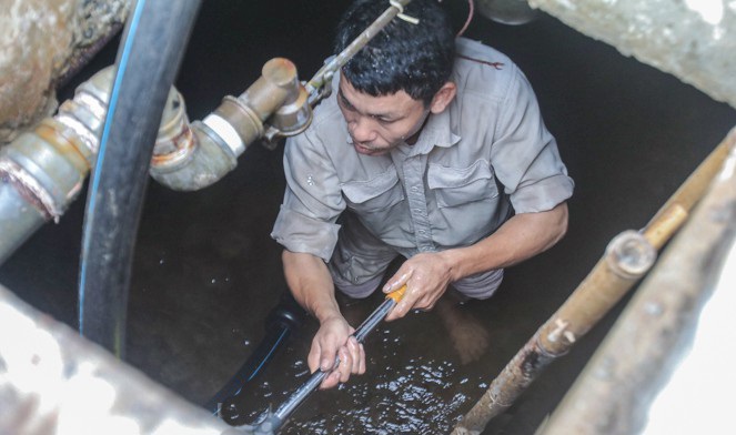 Vụ nước sạch sông Đà bị nhiễm dầu: Lỗ hổng về an ninh nguồn nước - Ảnh 1