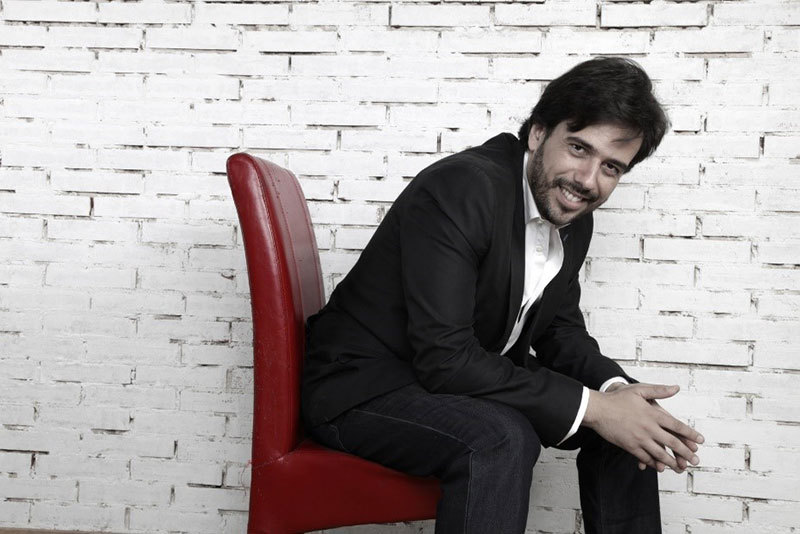 Danh cầm người Tây Ban Nha Iván Martin: “Tôi cảm thấy vinh dự khi được trình diễn cùng Dàn nhạc Giao hưởng Mặt trời” - Ảnh 1
