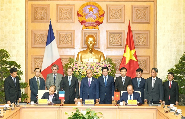 Thủ tướng: Việt Nam sẽ tạo sự bứt phá về xây dựng Chính phủ điện tử trong năm 2019 - Ảnh 2
