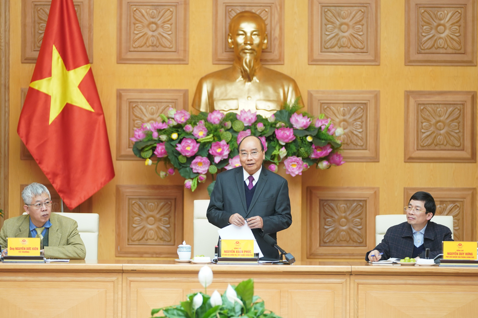 Thủ tướng Nguyễn Xuân Phúc làm việc với Tổ tư vấn kinh tế - Ảnh 1