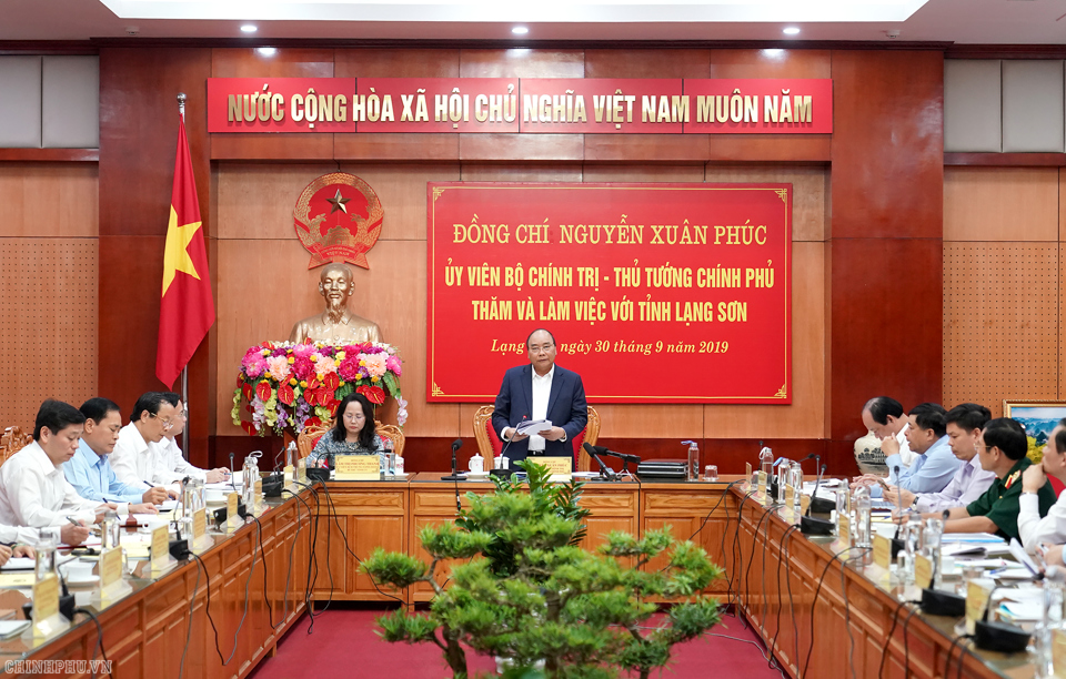 Thủ tướng làm việc với lãnh đạo chủ chốt tỉnh Lạng Sơn - Ảnh 1