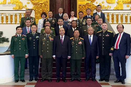 Thủ tướng: Chính sách quốc phòng của Việt Nam mang tính chất hòa bình, tự vệ - Ảnh 2