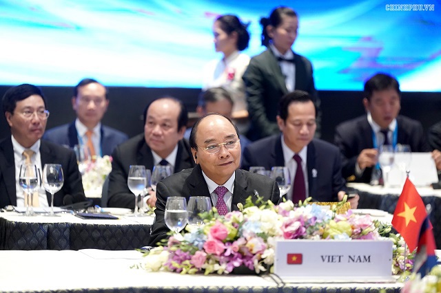 Lịch làm việc dày đặc của Thủ tướng tại Hội nghị Cấp cao ASEAN lần thứ 35 - Ảnh 1