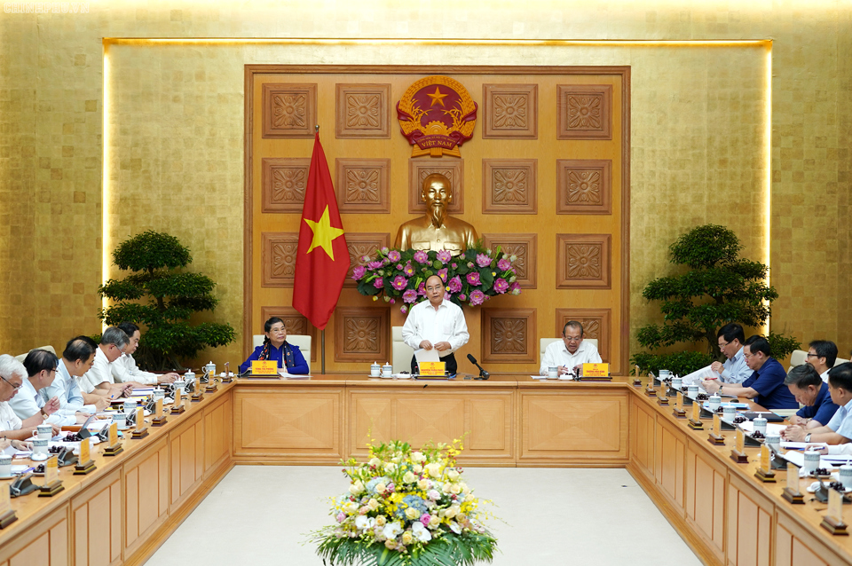 Thủ tướng chủ trì Phiên họp Tiểu ban Kinh tế - Xã hội Đại hội lần thứ XIII của Đảng - Ảnh 1