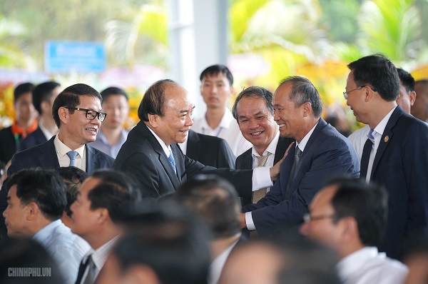 Thủ tướng Nguyễn Xuân Phúc dự lễ khởi công các dự án tại Khu kinh tế mở Chu Lai - Ảnh 3