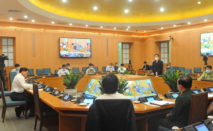 Chủ tịch UBND TP Hà Nội yêu cầu người dân hạn chế ra đường hai ngày cuối tuần - Ảnh 3