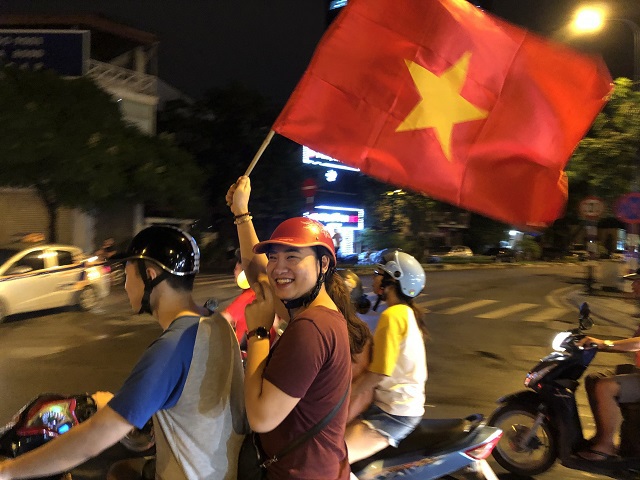 CĐV cả nước ngất ngây với chiến thắng lịch sử của Olympic Việt Nam - Ảnh 3