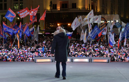 Hình ảnh ấn tượng nước Nga mừng chiến thắng lịch sử của Tổng thống Putin - Ảnh 2