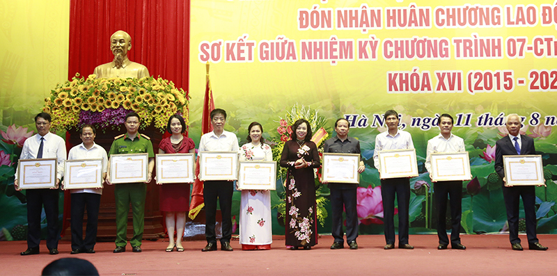 Ban Nội chính Thành ủy Hà Nội đón nhận Huân chương Lao động hạng Ba - Ảnh 5