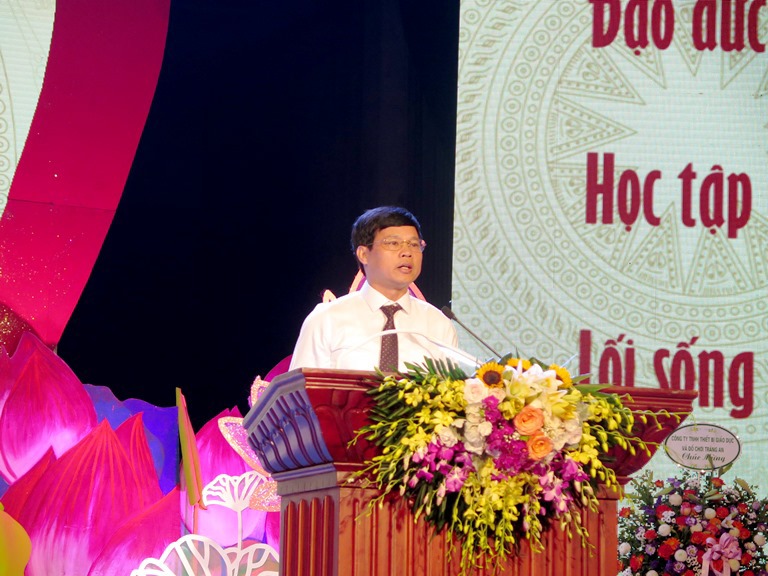 Hà Nội tuyên dương 1.000 học sinh tiêu biểu năm học 2018 - 2019 - Ảnh 2