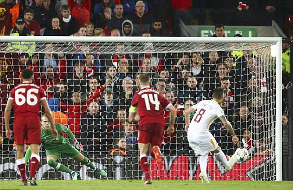 Salah tỏa sáng, Liverpool "đè bẹp" Roma với tỷ số không tưởng - Ảnh 5