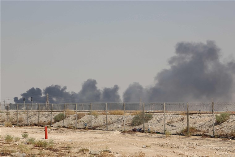 CEO Nga tiết lộ kẻ đứng sau vụ tấn công vào nhà máy dầu mỏ Ả Rập Saudi - Ảnh 1