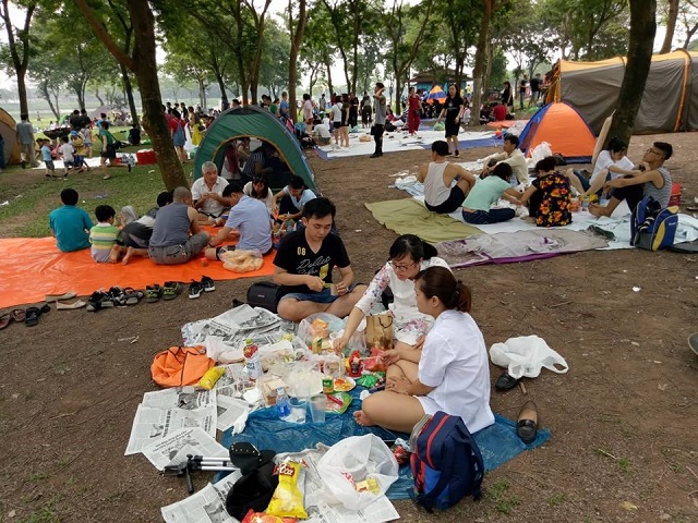 Hà Nội: Công viên, vườn thú vẫn chật kín người vào ngày cuối dịp nghỉ lễ 2/9 - Ảnh 6