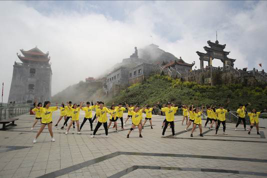 Công viên Sun World náo nhiệt trong vòng bán kết Flashmob - Ảnh 1