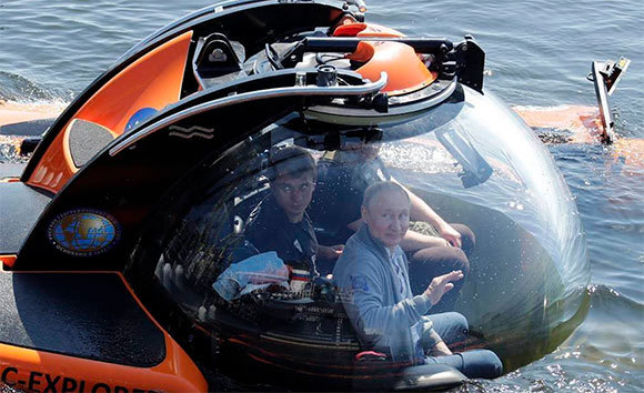 Tổng thống Putin mô tả quang cảnh khi chìm 50m dưới vịnh Phần Lan - Ảnh 1