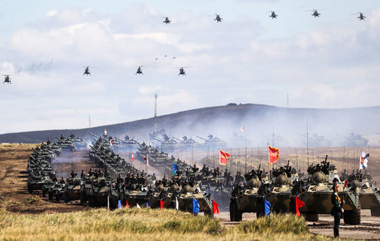 Hình ảnh Tổng thống Putin thị sát tập trận lớn nhất từ thời Chiến tranh lạnh - Ảnh 6