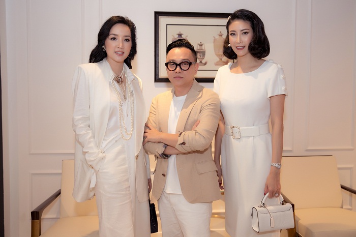 Hoa hậu Hà Kiều Anh xuất hiện quyến rũ với đồ trắng - Ảnh 3