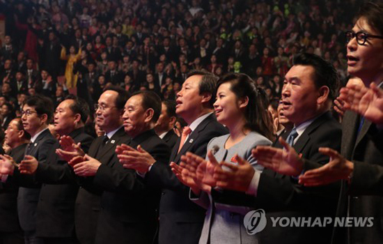 Ấn tượng với "đêm nhạc lịch sử" của các nghệ sĩ Hàn - Triều tại Bình Nhưỡng - Ảnh 5
