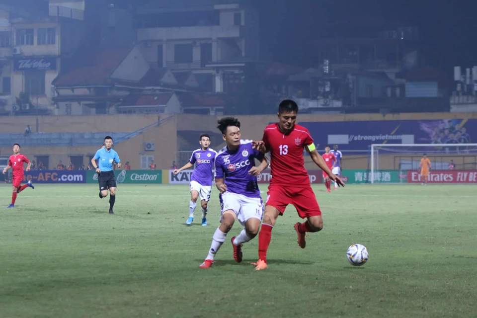 Hàng thủ mắc sai lầm, Hà Nội FC đánh rơi chiến thắng phút cuối - Ảnh 3