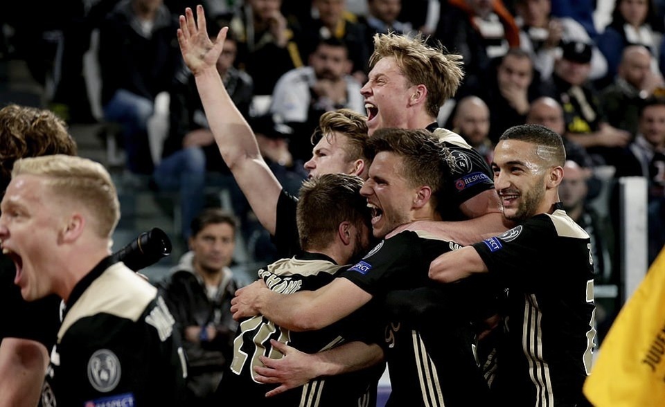 Ronaldo ghi bàn nhưng Juventus vẫn thất bại trước Ajax - Ảnh 3