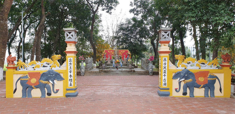 Lễ hội cổ truyền làng Văn Nội (Phú Lương, Hà Đông, Hà Nội): Nghi thức rước lửa thiêng lấy may độc nhất vô nhị - Ảnh 3