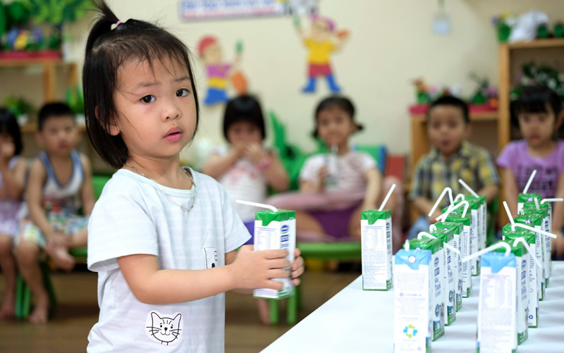 Thanh tra Bộ Y tế khẳng định việc đưa 14 vi chất vào sữa học đường phù hợp với nhu cầu dinh dưỡng - Ảnh 5
