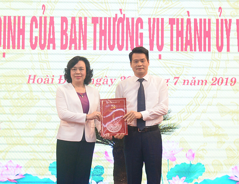 Đồng chí Nguyễn Quang Đức giữ chức vụ Bí thư Huyện ủy Hoài Đức - Ảnh 1