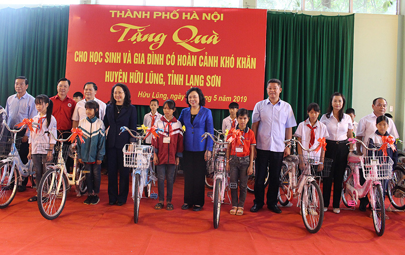 Hà Nội hỗ trợ huyện Hữu Lũng 20 tỷ đồng xây dựng nhà văn hoá - Ảnh 1